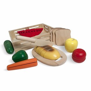 Melissa and Doug wooden toy for fun cutting wooden food 